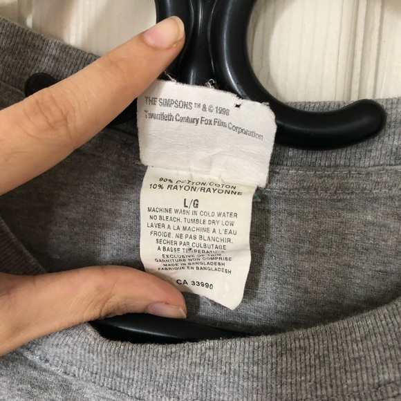 Vintage ‘The Simpson’ Springfield Athletic Department Grey T-Shirt From … - Picture 6 of 6